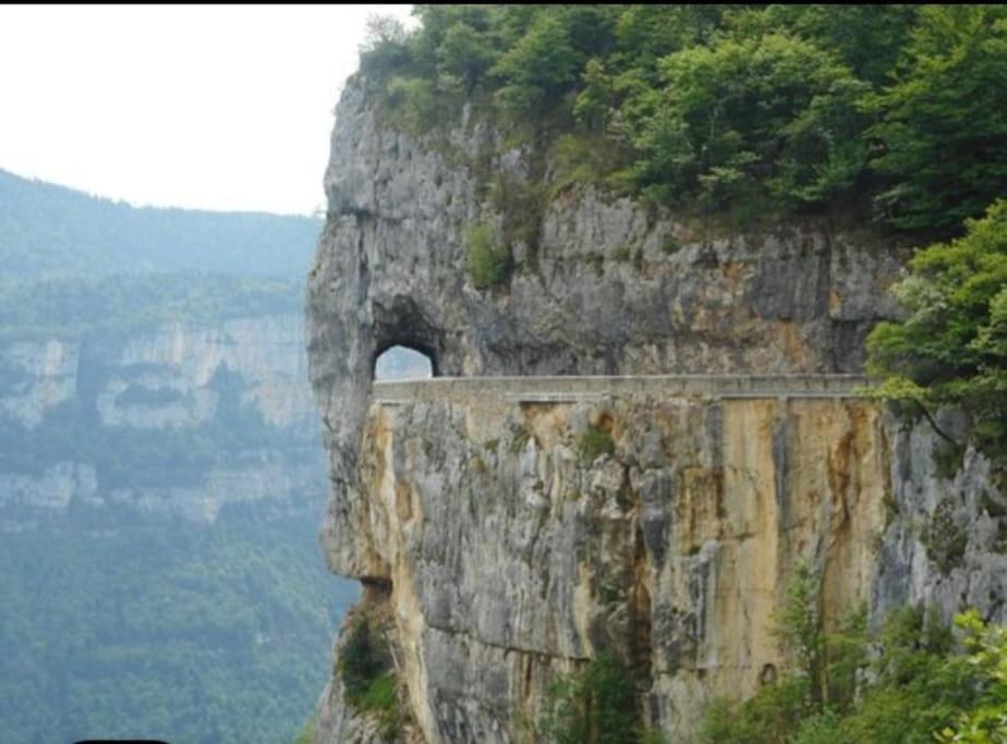 Logement Standing Wifi Vercors 'In Saint-Jean-en-Royans Luaran gambar